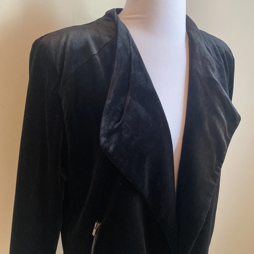 Lysse Black Velvet Leigh Jacket